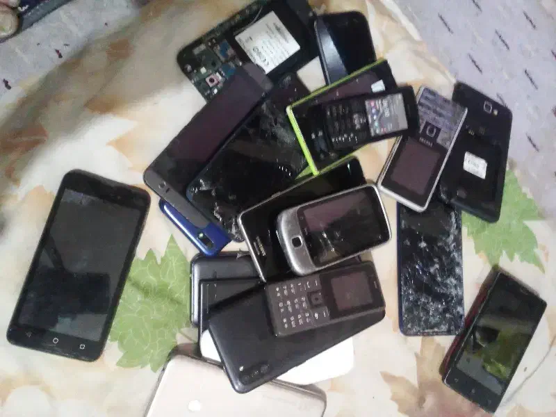 تعدادمحدودی گوشی اوراقی وسالم|لوازم جانبی موبایل و تبلت|مشهد, بلال|دیوار