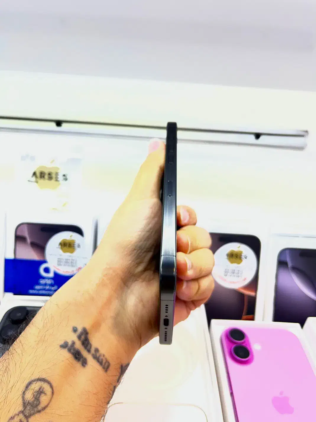 iPhone 15 Pro Max رجیستر شده باطری ۹۸در حد آک|موبایل|کرج, گوهردشت|دیوار