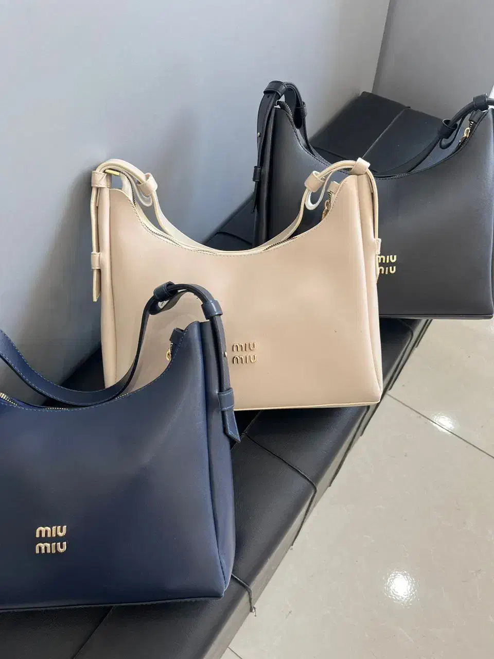 انواع کیف و کفش مجلسی،ورزشی،باشت|کیف، کفش، کمربند|باشت, |دیوار