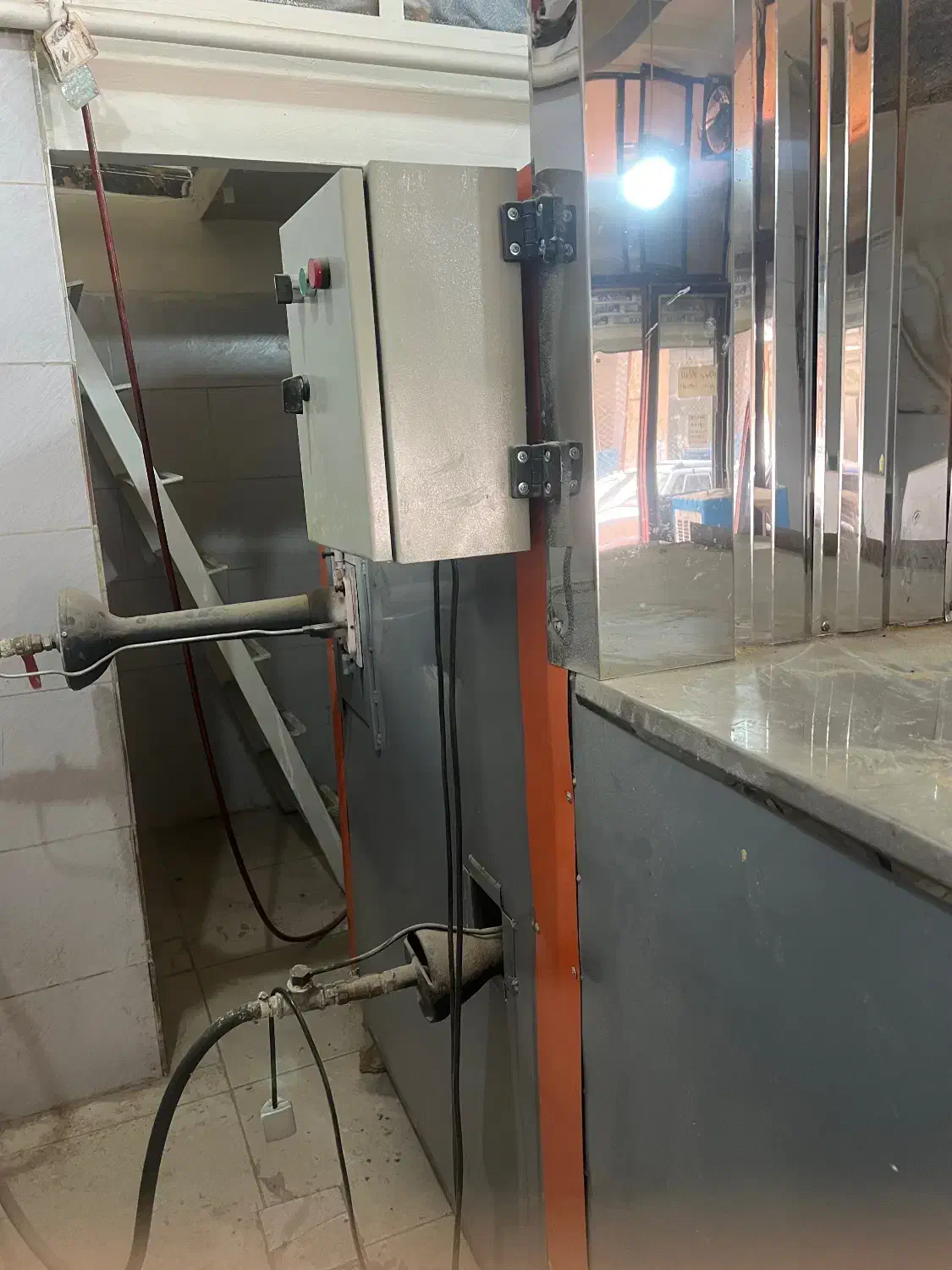 دستگاه بربری فوق العاده تمیز و کاملا نو|ماشینآلات صنعتی|خرمدشت, |دیوار