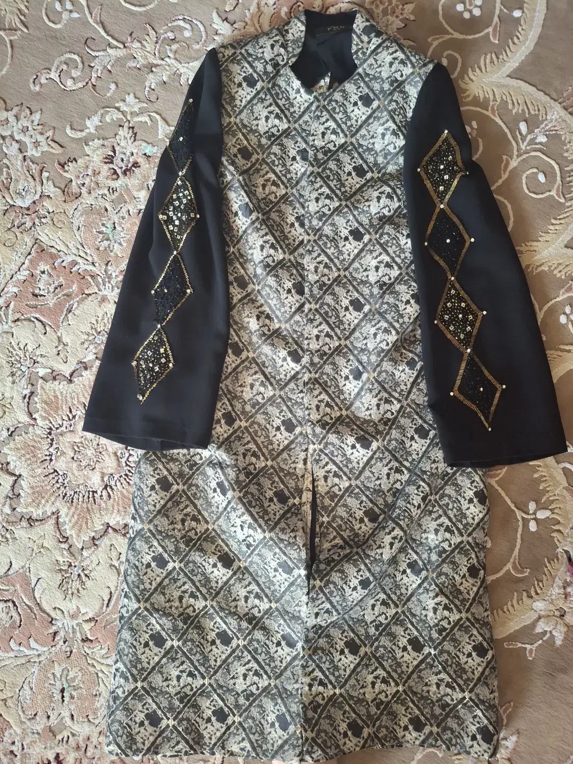 مانتو مجلسی وساده|لباس|هشتگرد, گلسار|دیوار