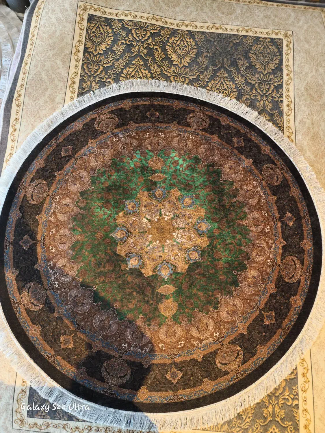 فرشینه گرد قطر یک ، ترک اصل|گلیم، جاجیم، گبه|قوچان, |دیوار