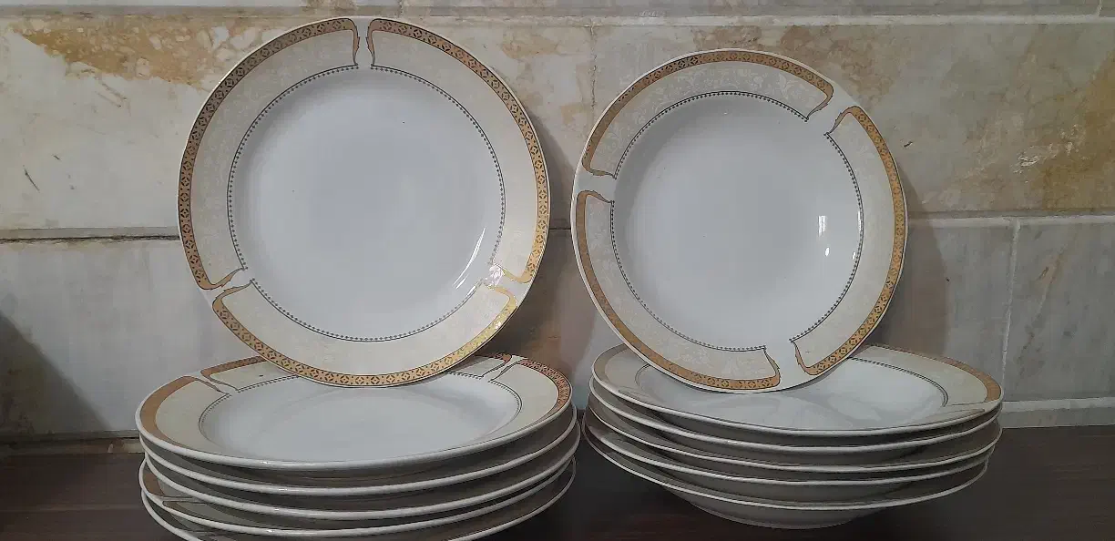 ظرف و ظروف|ظروف سرو و پذیرایی|قم, قلعه عموحسین|دیوار