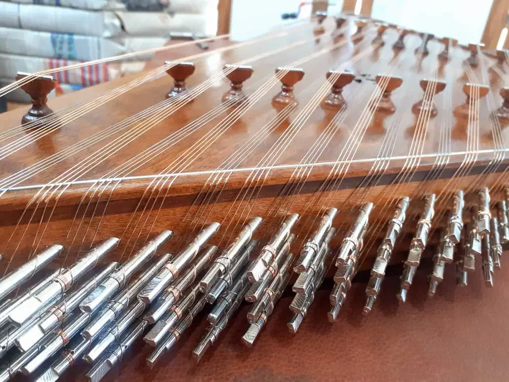 سنتورهای سه مهر چوب تمام گردو وتک مهر|سازهای سنتی|تهران, جمهوری|دیوار