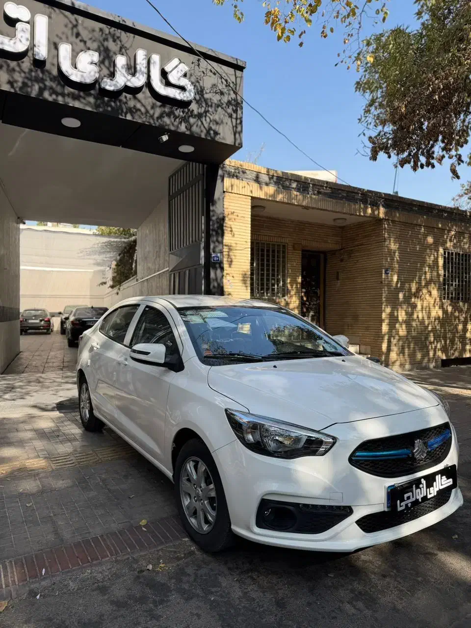 شاهین دندهای بدون سانروف تحویل برج ۷ مدل ۱۴۰۴|خودرو سواری و وانت|اصفهان, امامزاده اسماعیل|دیوار