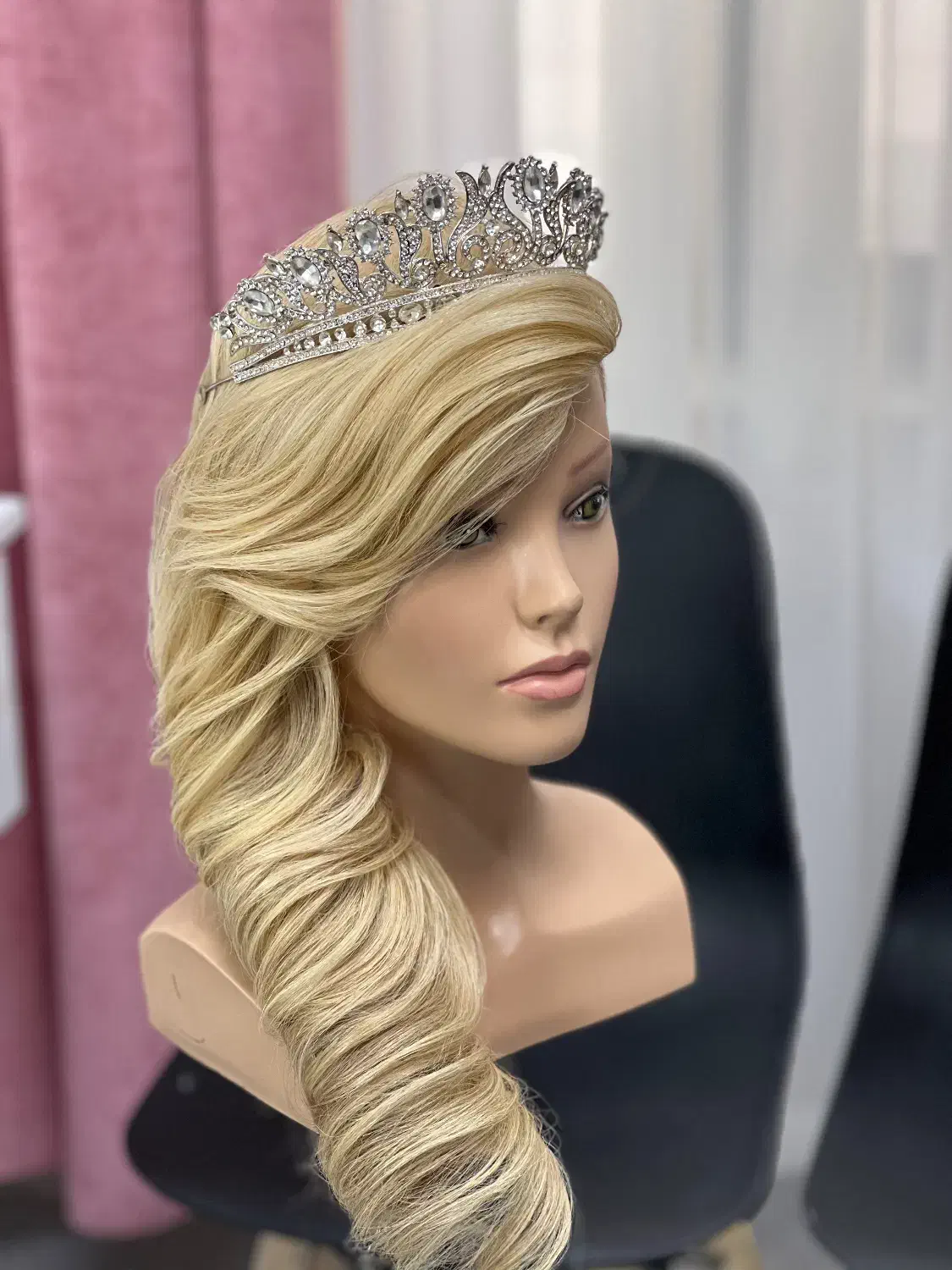 آموزش شینیون و بافت مو ۱۰ آذر ماه ظرفیت محدود|خدمات آرایشگری و زیبایی|اردبیل, |دیوار