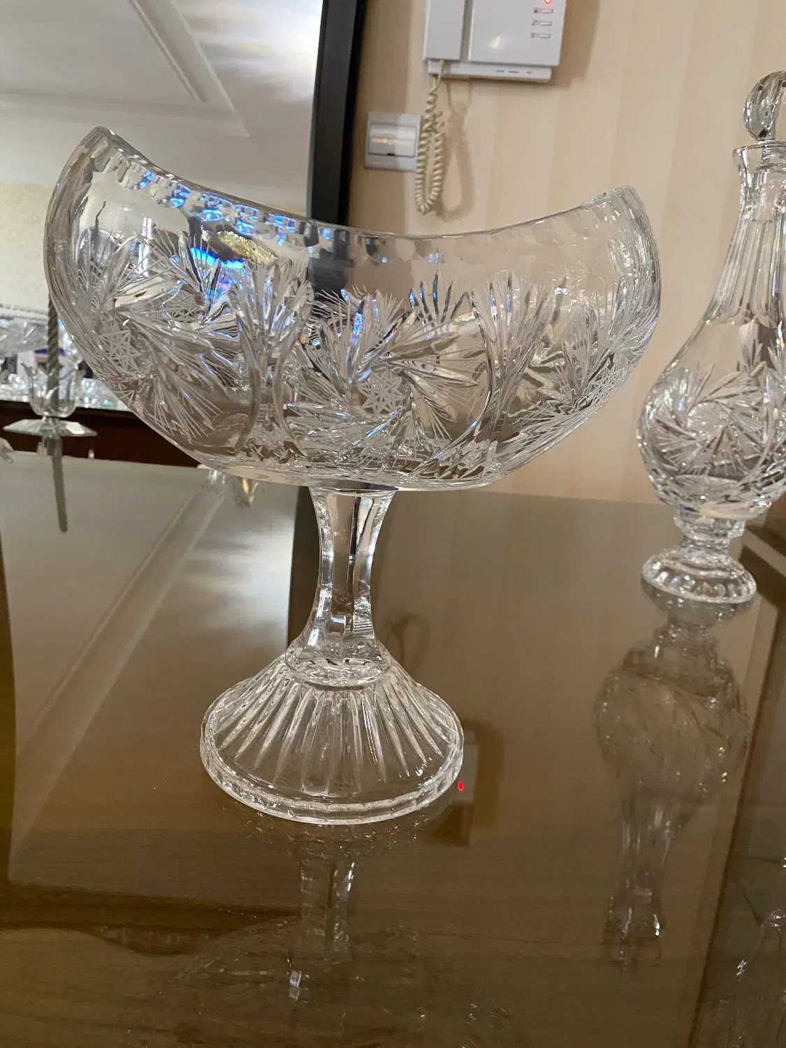 کریستال خورشیدی اصل چک|ظروف سرو و پذیرایی|پردیس, فاز ۴|دیوار