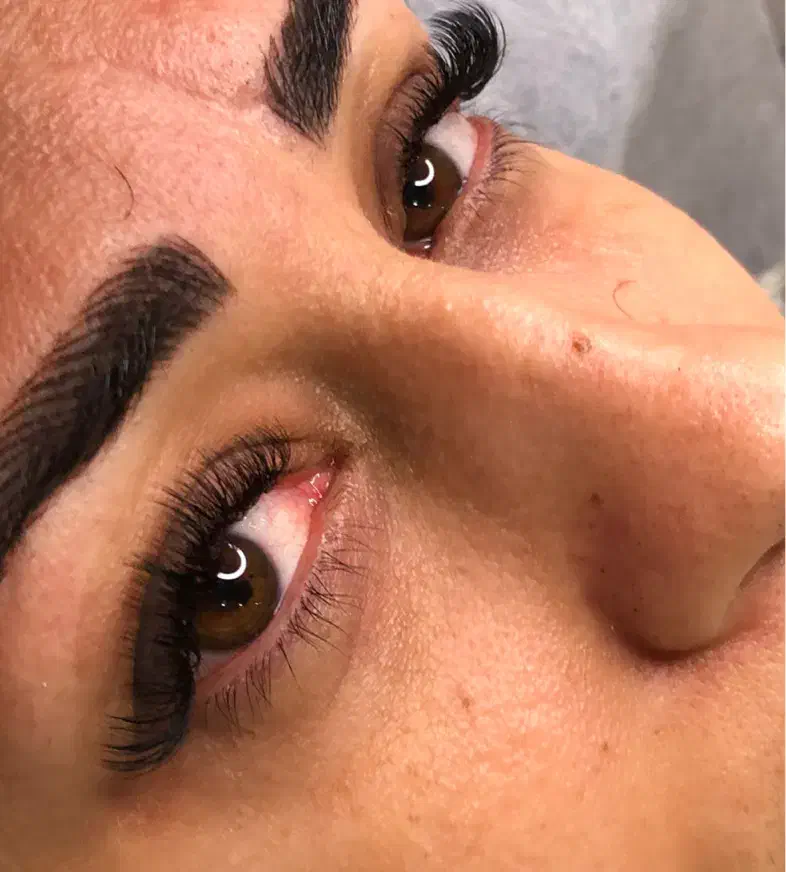 مدل اکستنشن مژه و لیفت ابرو|خدمات آرایشگری و زیبایی|آستانه اشرفیه, |دیوار