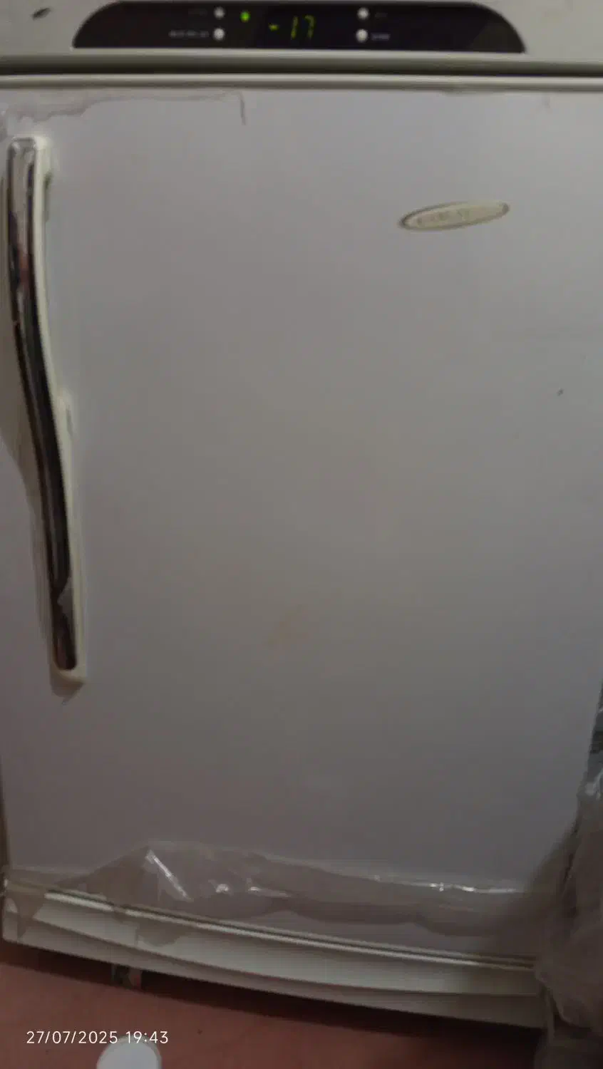 فریزر ۵ فوت گلسان|یخچال و فریزر|آران و بیدگل, |دیوار