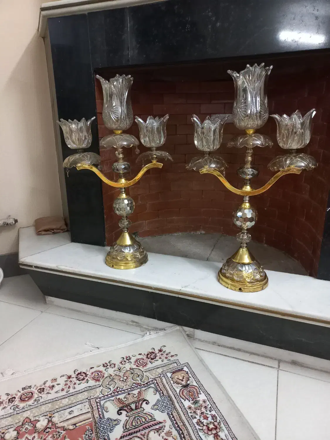 یک جفت لاله پایه برنجی قدیمی|لوستر و چراغ آویز|مشهد, کلاهدوز|دیوار