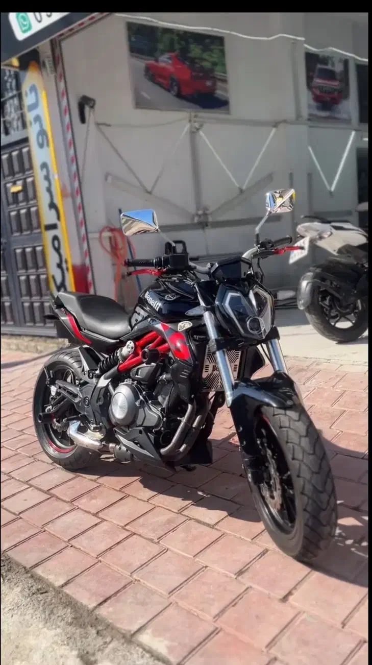 بنلی ۳۰۰ مدل ۹۹|موتورسیکلت|دالخانی, |دیوار