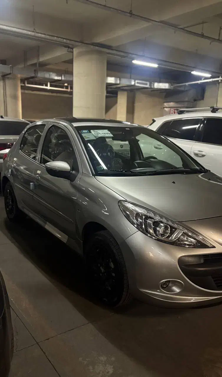 ۲۰۷ پاناروما تیتانیوم صفر ۱۴۰۴|خودرو سواری و وانت|تهران, سجاد|دیوار