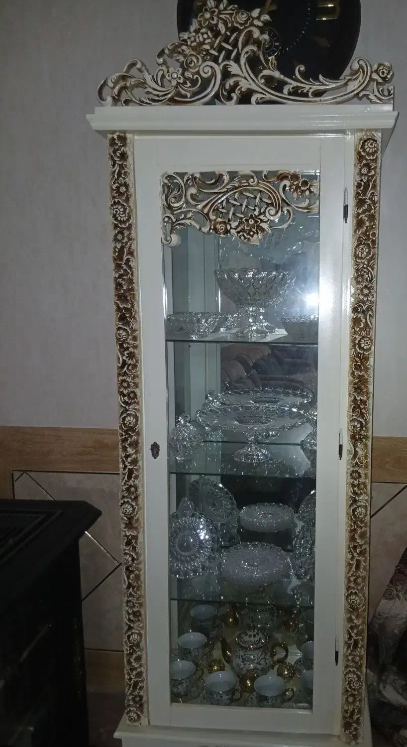 بوفه سفید|بوفه، ویترین، کنسول|پیشوا, |دیوار