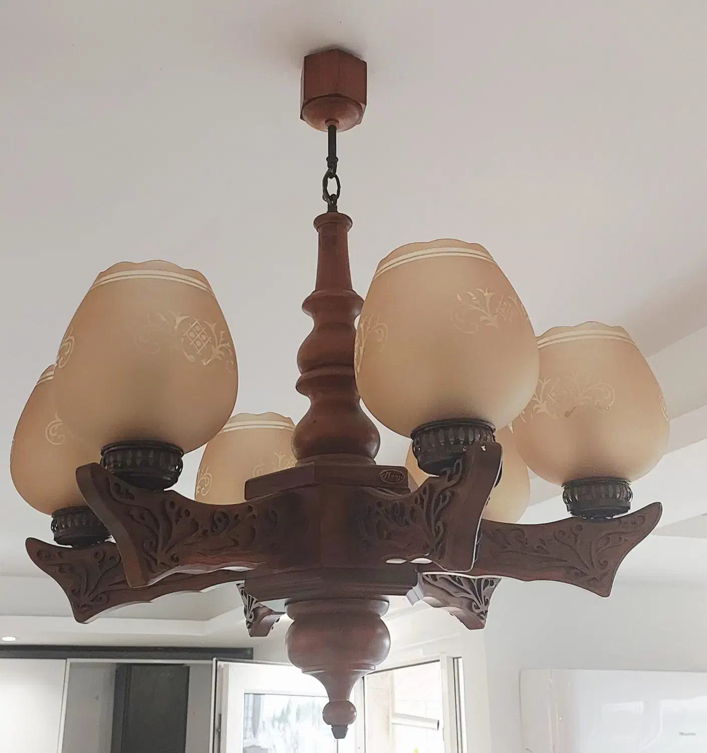 لوستر چوبی ۶ شعله|لوستر و چراغ آویز|آمل, |دیوار