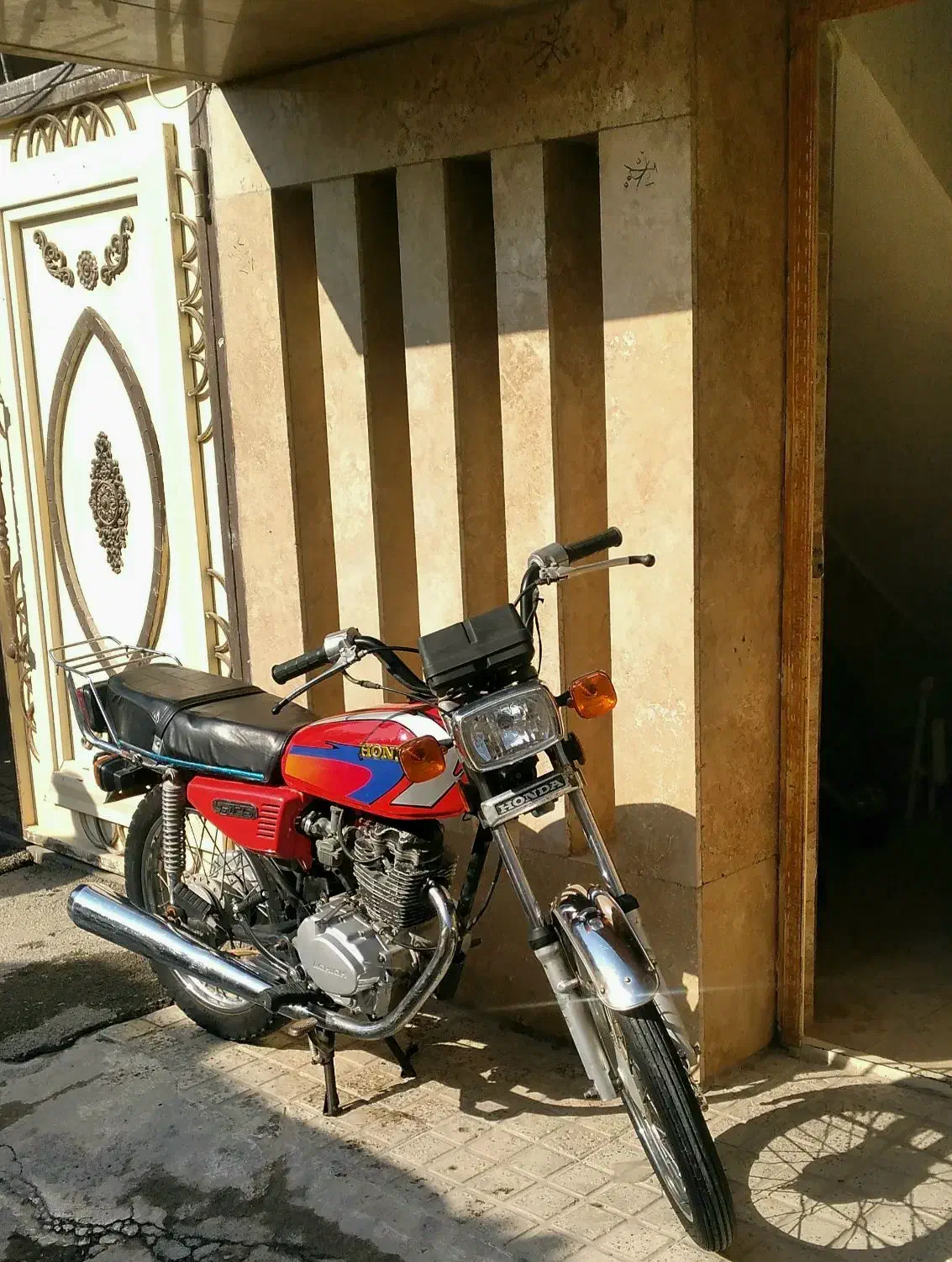 ۲عدد موتور هندا ۱۲۵ مزایده|موتورسیکلت|وحیدیه, |دیوار