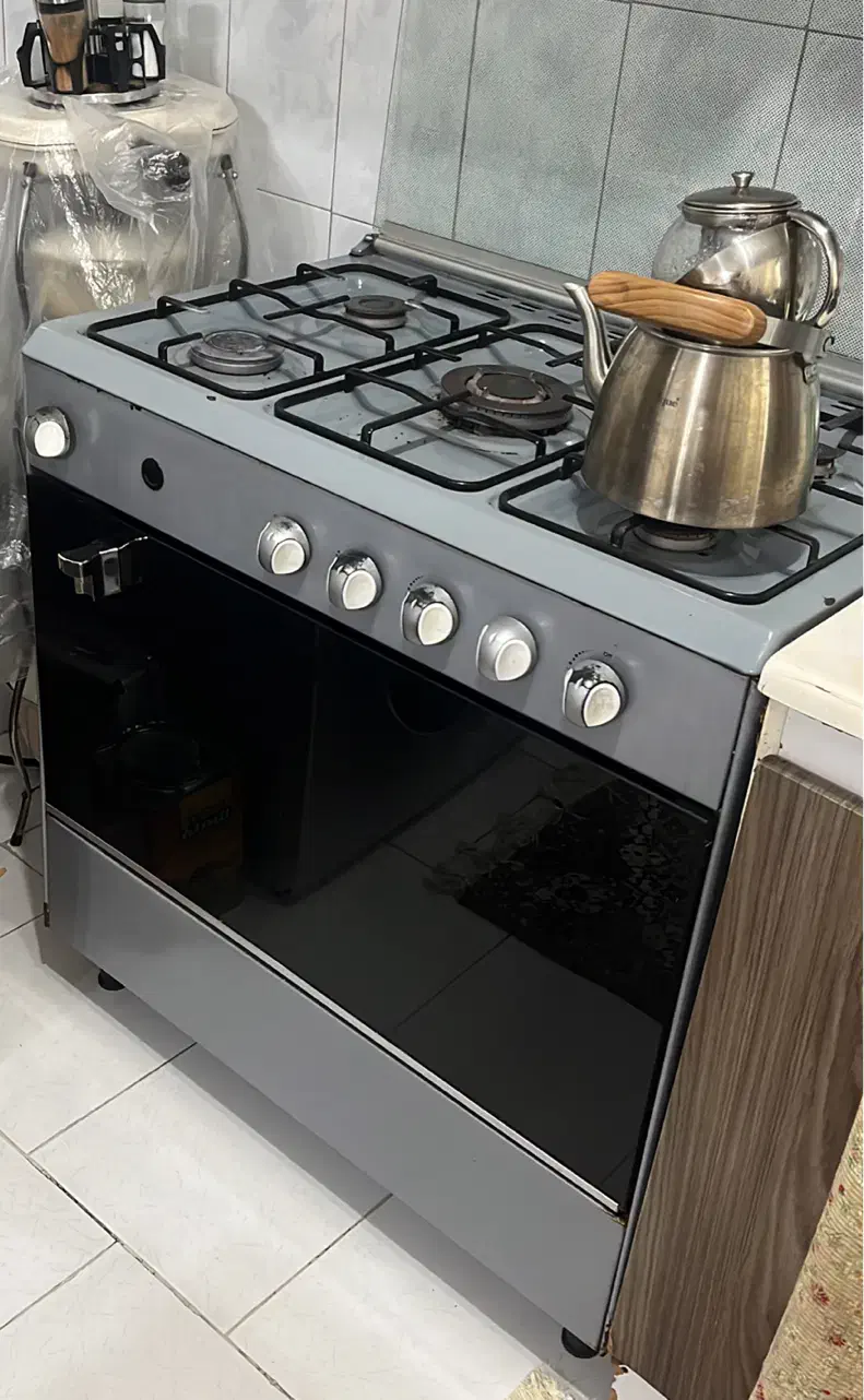 گاز پنج شعله فندک دار طرح فر|اجاق گاز و لوازم برقی پختوپز|رشت, فرزانه|دیوار