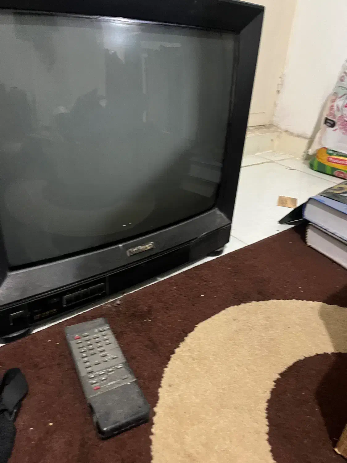 تلویزیون|تلویزیون و پروژکتور|کرج, شاهینویلا|دیوار