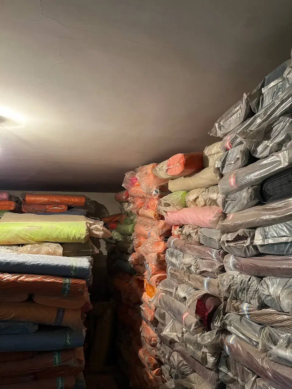 انواع پارچه عمده و طاقه ای رنگبندی|عمدهفروشی|فردیس, شهرک شهید حسینی|دیوار