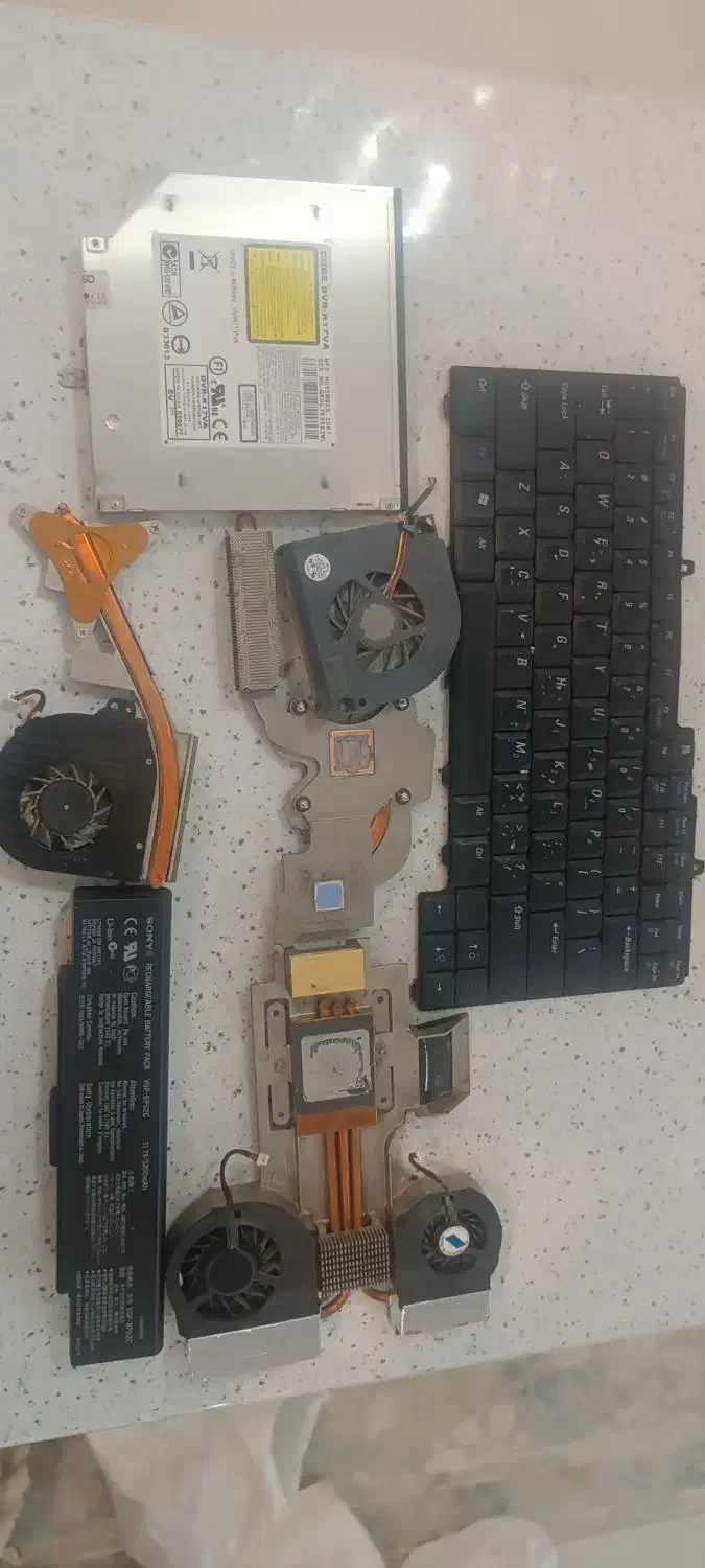 قطعه لپ تاپ|قطعات و لوازم جانبی رایانه|بندر انزلی, معلم|دیوار