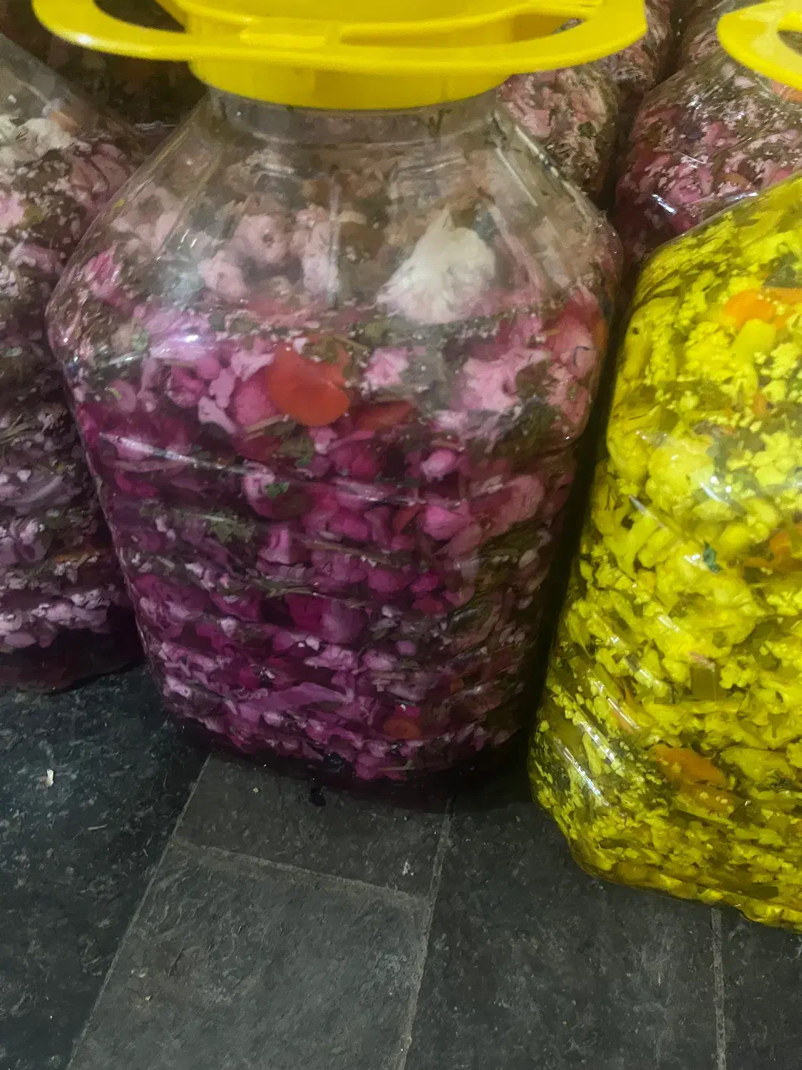 ترشی|خوردنی و آشامیدنی|باسمنج, |دیوار