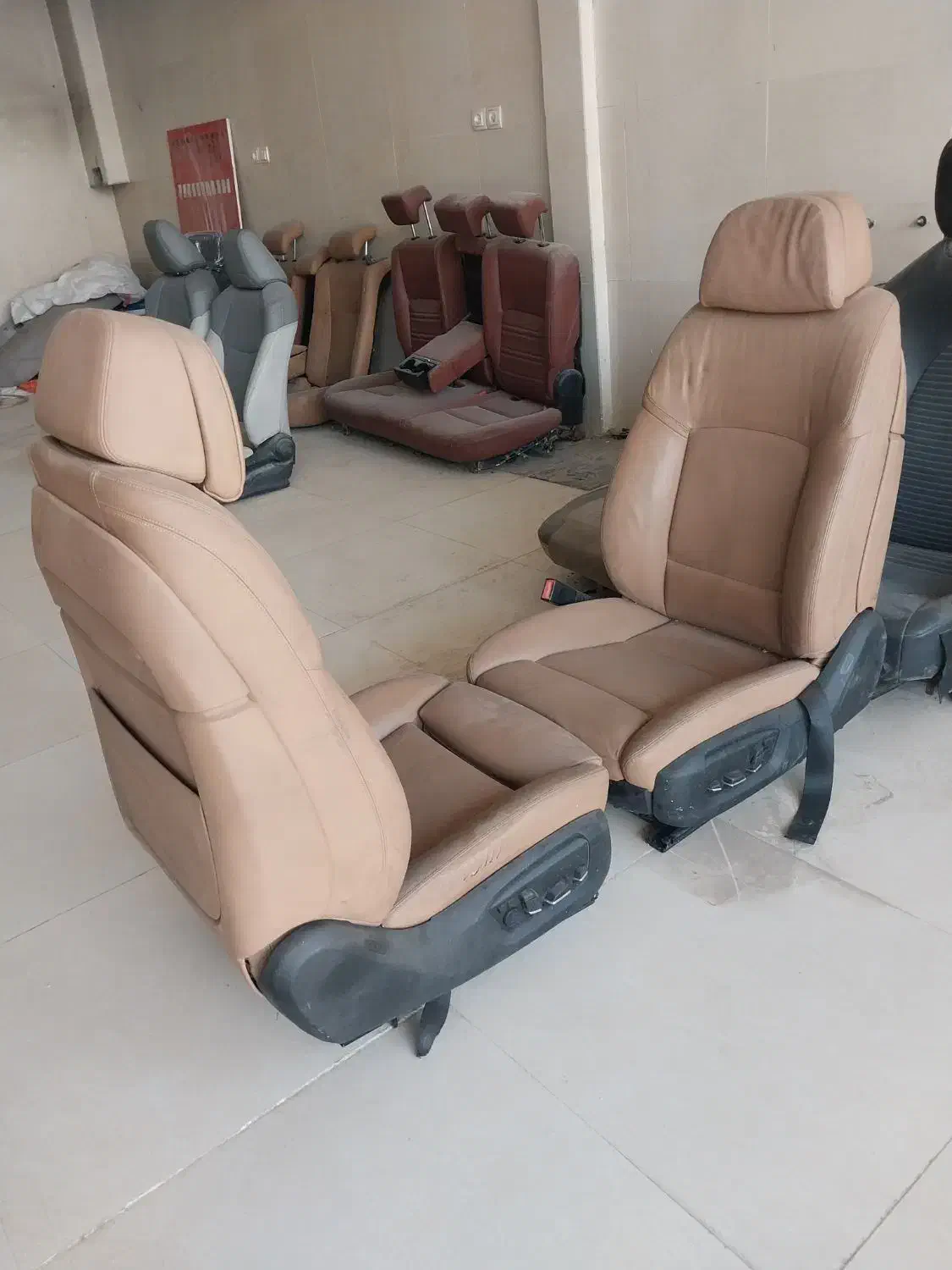 صندلی خودرو خلبانی تویوتایی|قطعات یدکی و لوازم جانبی|شیراز, بید زرد|دیوار