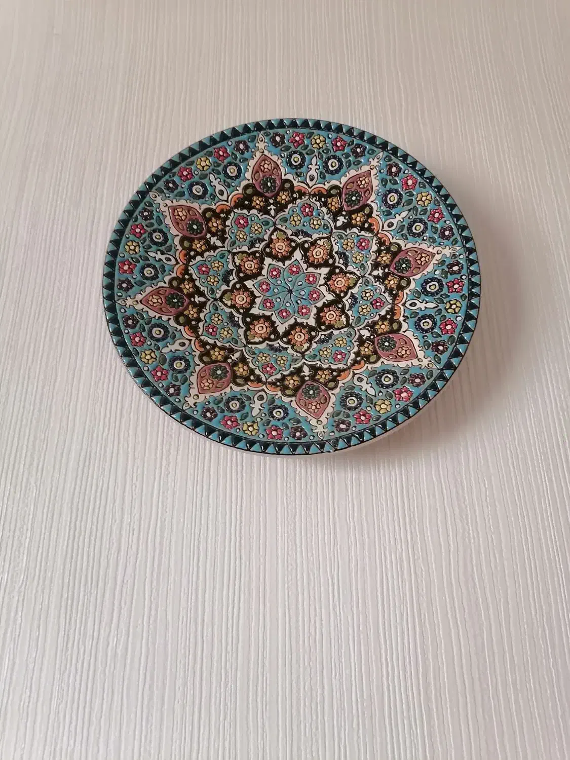 بشقاب دیوار کوب میناکاری|صنایع دستی و سایر لوازم تزئینی|قم, پردیسان|دیوار