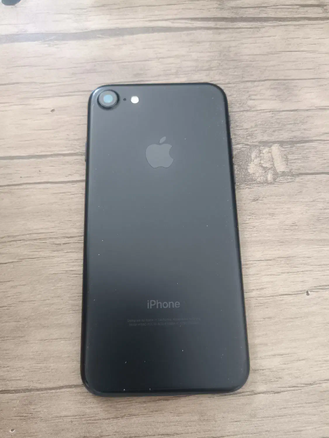 اپل iPhone 7 با حافظهٔ ۳۲ گیگابایت نیاز به تعمیر|موبایل|همدان, |دیوار