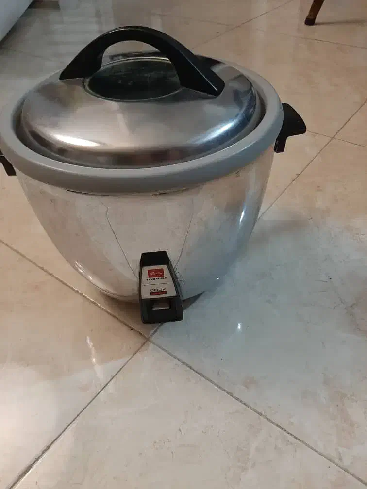 چند وسیله قدیمی|کلکسیون اشیاء عتیقه|گرگان, |دیوار