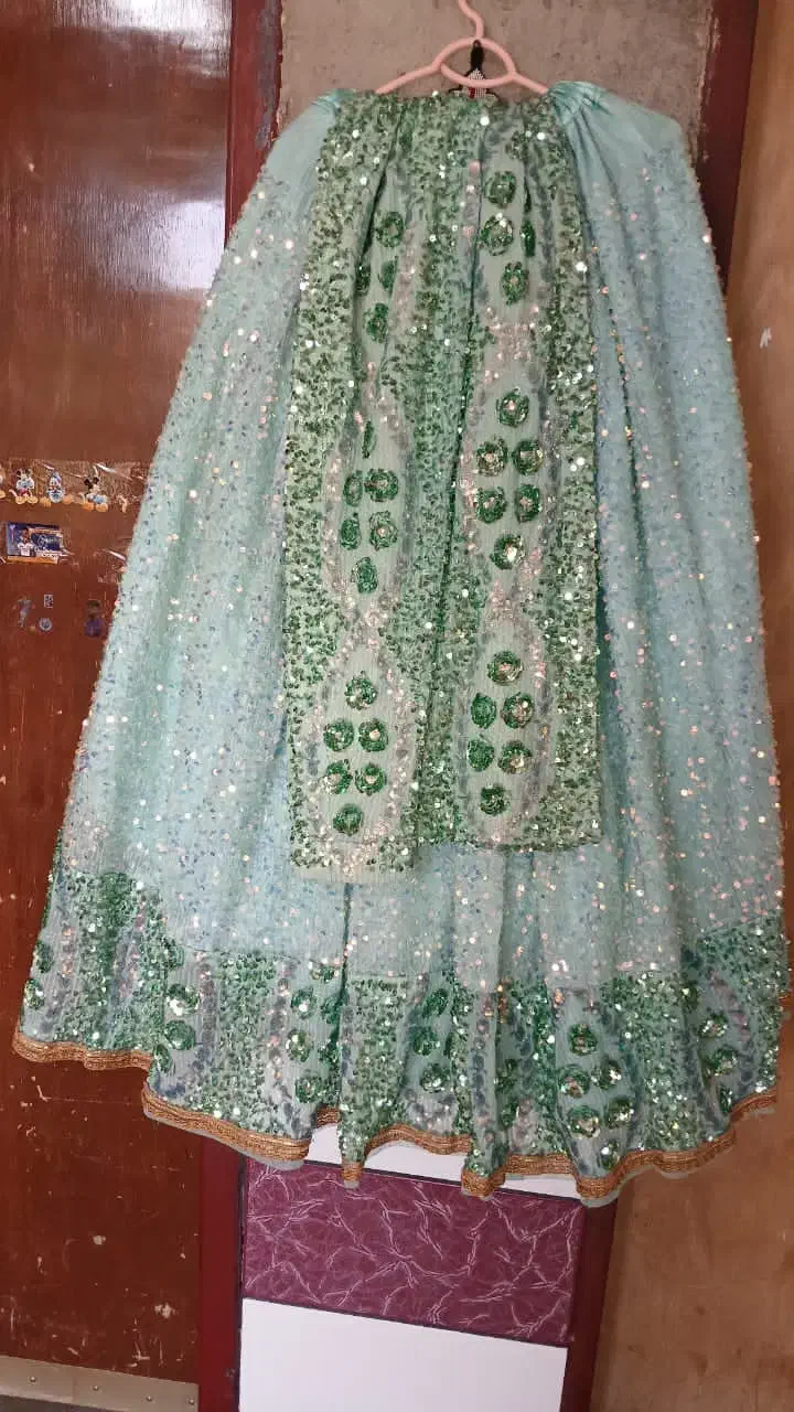 لباس شیرازی|لباس|فارسان, |دیوار