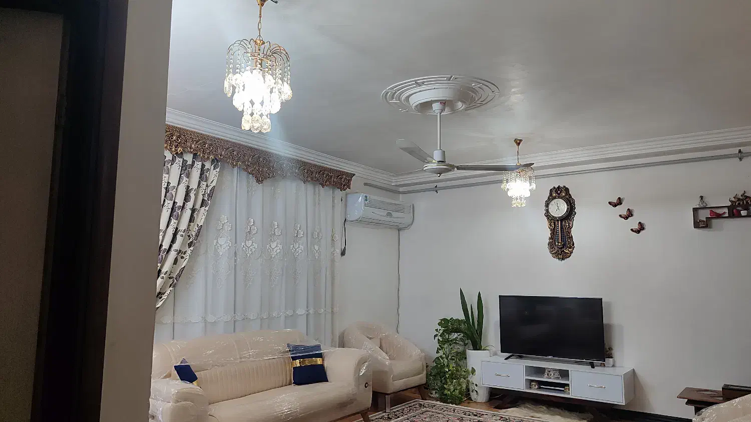 دو عدد لوستر کاملا تمیز وسالم|لوستر و چراغ آویز|گنبد کاووس, |دیوار