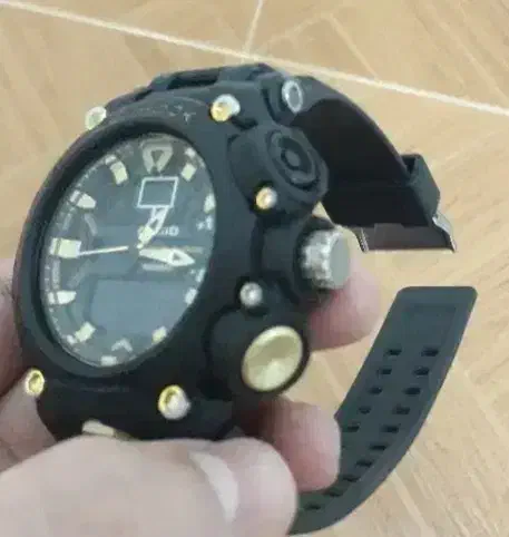 ساعتِ گَنگِ CASIO G-SHOCK|ساعت|بندر انزلی, انقلاب|دیوار