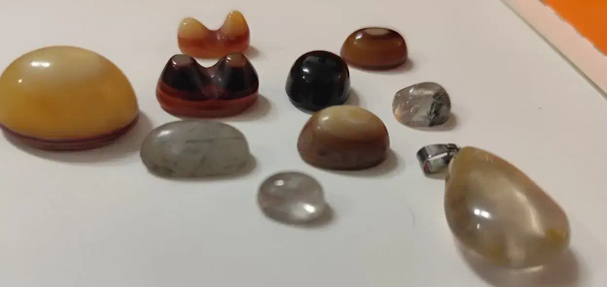 با مجموعه سنگ باباقوری درطلایی دوچشم یکجا حضوری|کلکسیون اشیاء عتیقه|تهران, مجیدآباد|دیوار