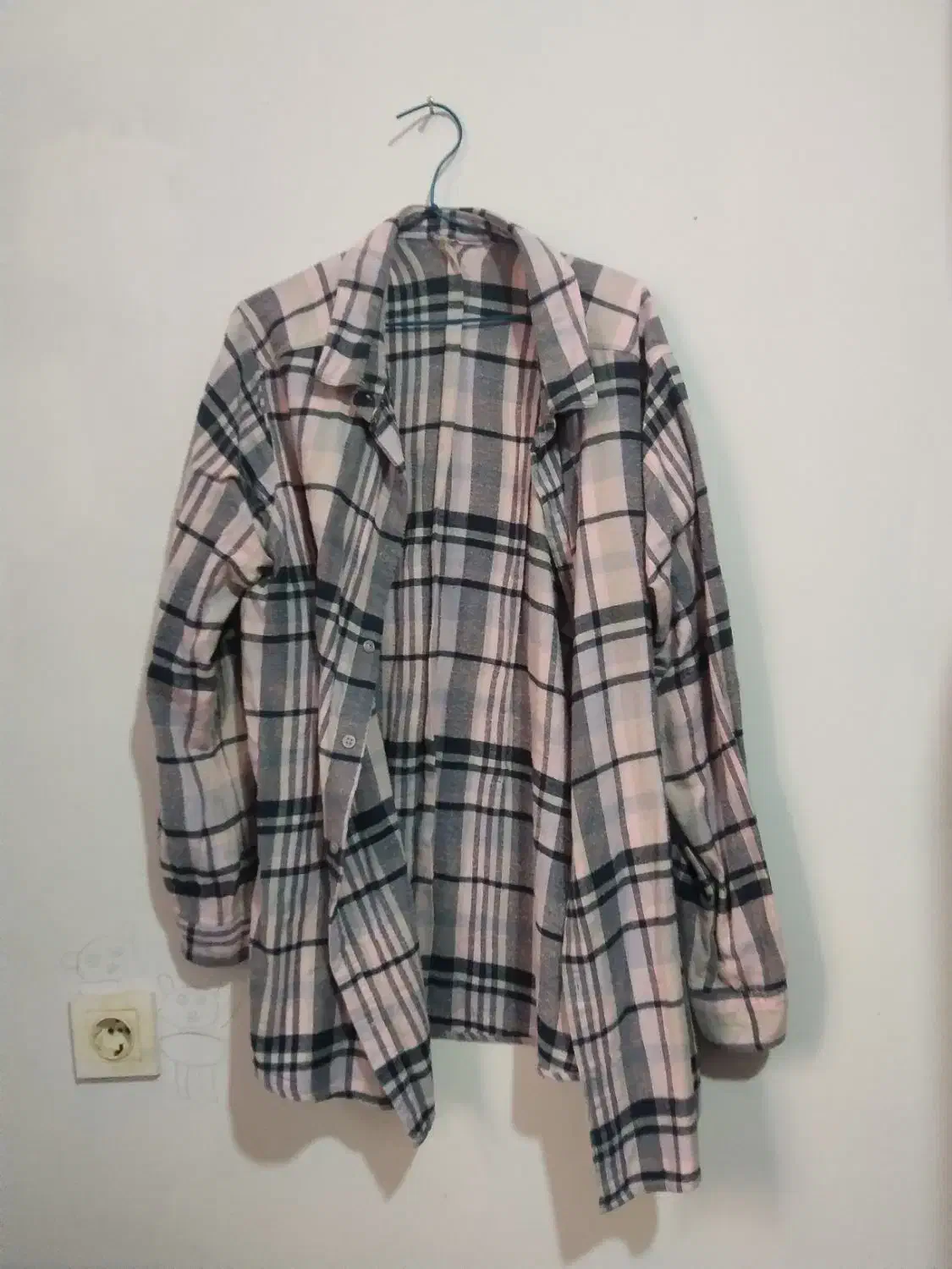 لباس|لباس|بیرجند, |دیوار