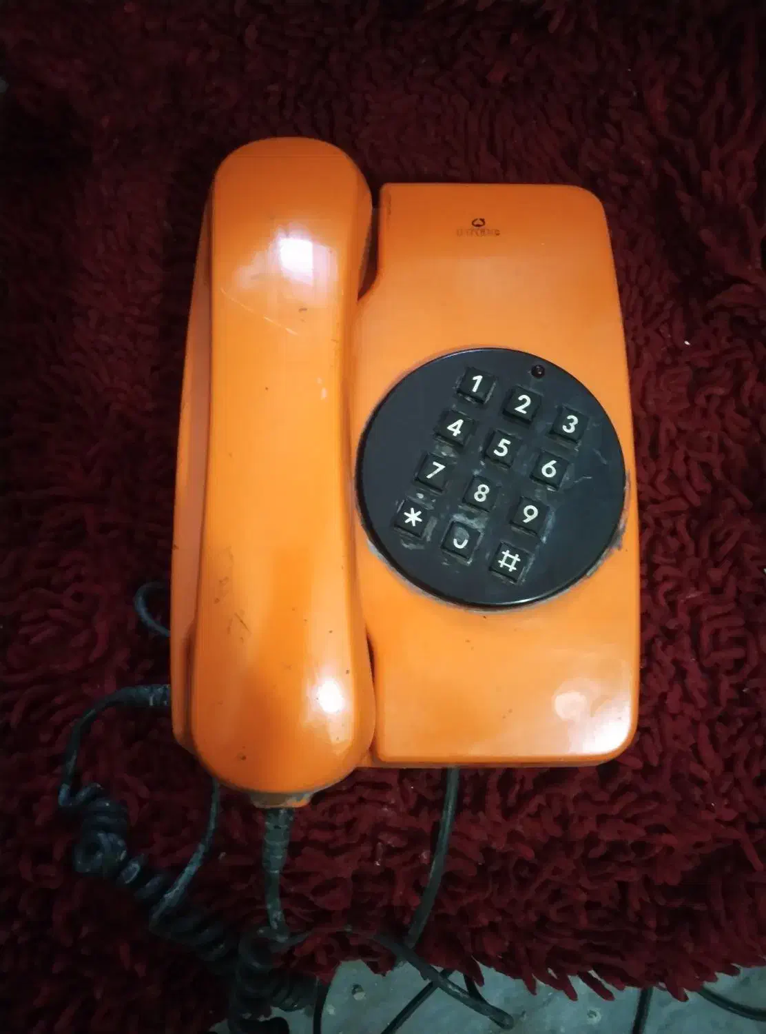 تلفن چرخشی قدیمی|کلکسیون اشیاء عتیقه|قم, انسجام|دیوار