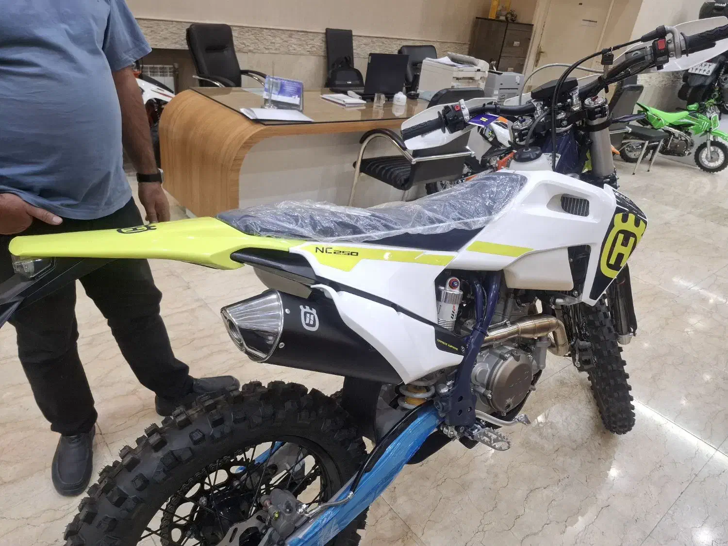 تلرطرح هاسکی ۲۵۰کلاس۶مدل۱۴۰۴خشک همتاز|موتورسیکلت|مشهد, عبادی|دیوار