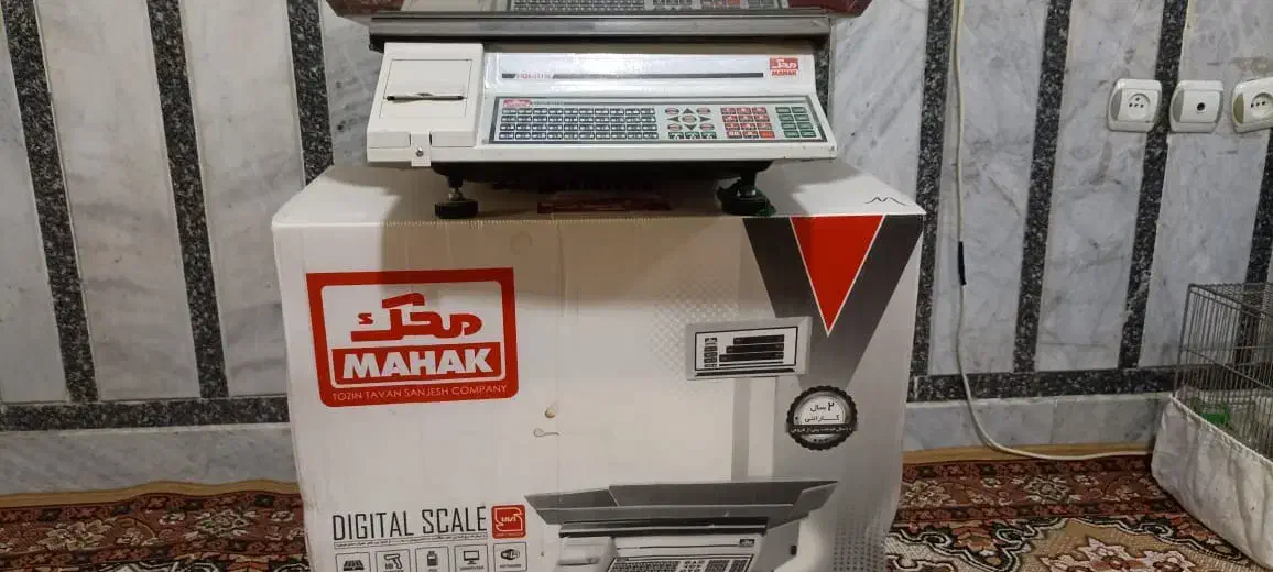 ترازو محک و میز ترازو|فروشگاه و مغازه|شاهین‌شهر, حاجی آباد|دیوار