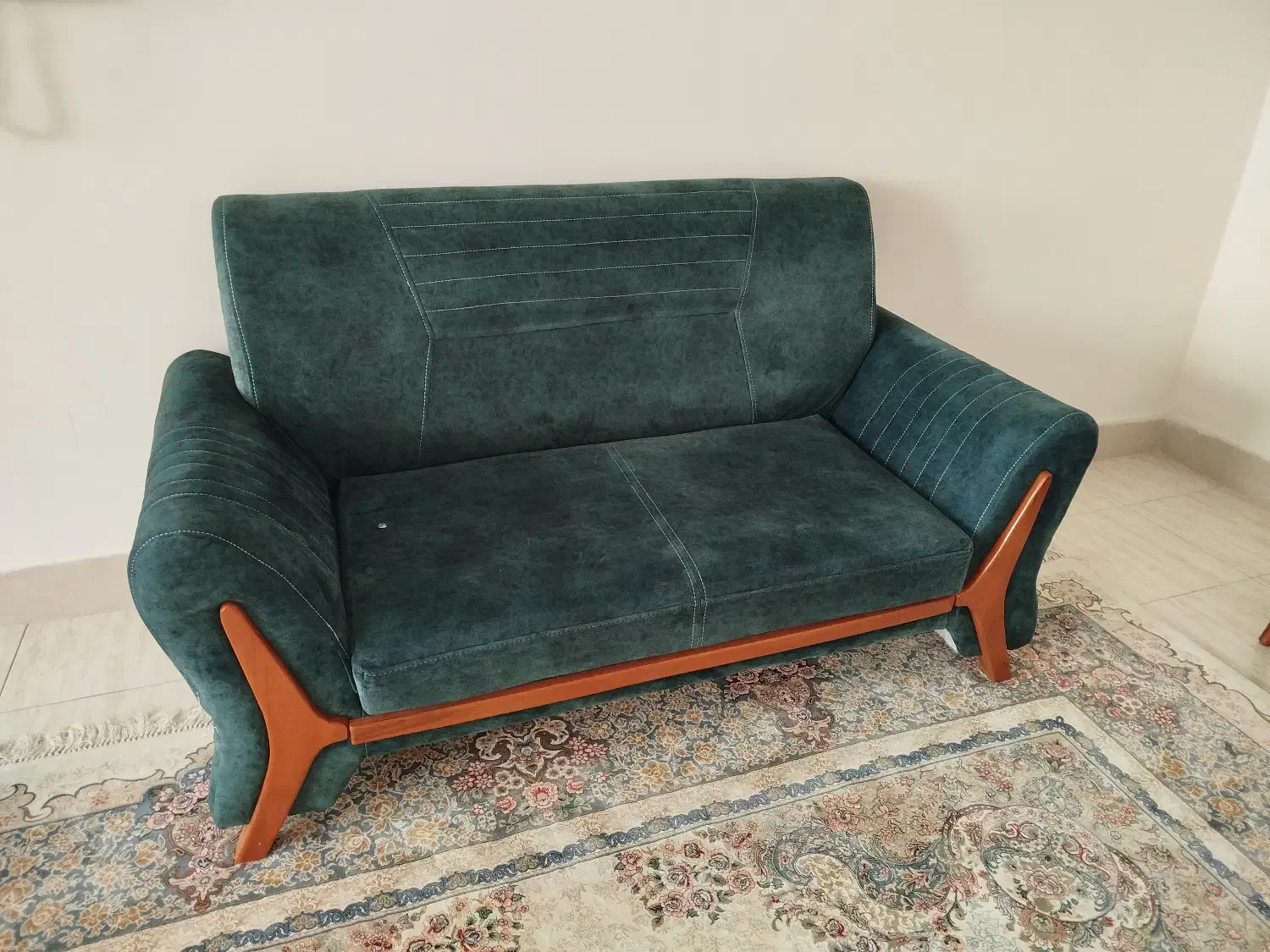 مبلمان کلاسیک|مبلمان خانگی و میز عسلی|گلپایگان, |دیوار