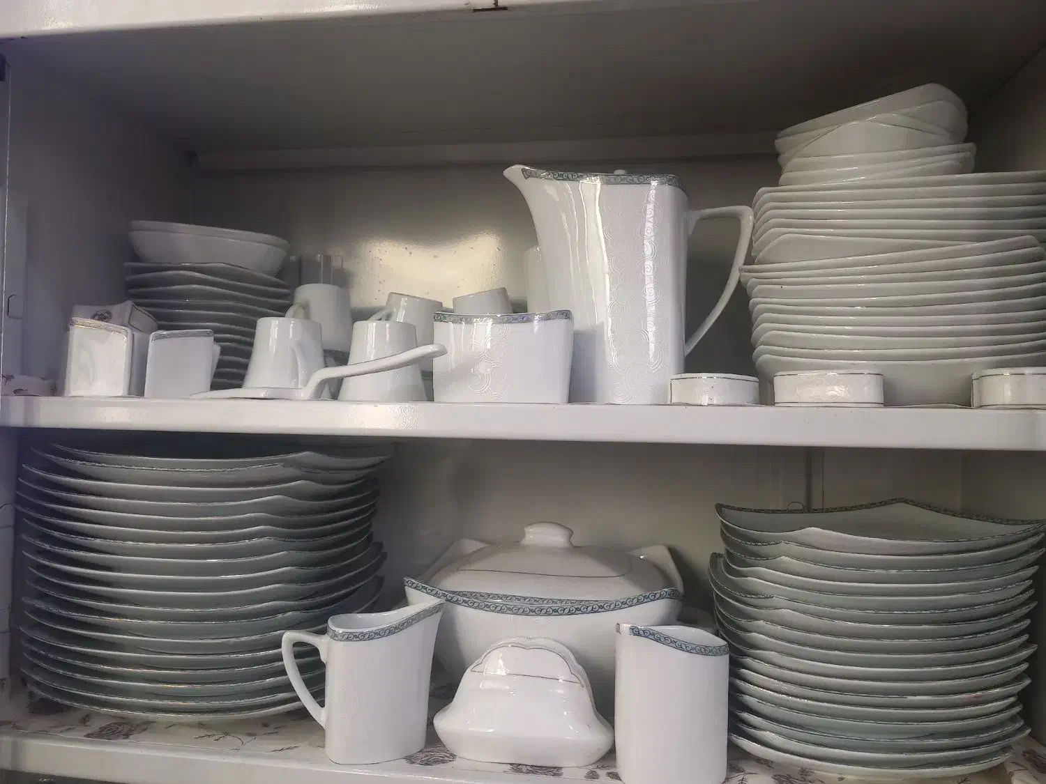 سرویس چینی پردیس۱۲ و ۶نفره|ظروف سرو و پذیرایی|چهاردانگه (تهران), |دیوار