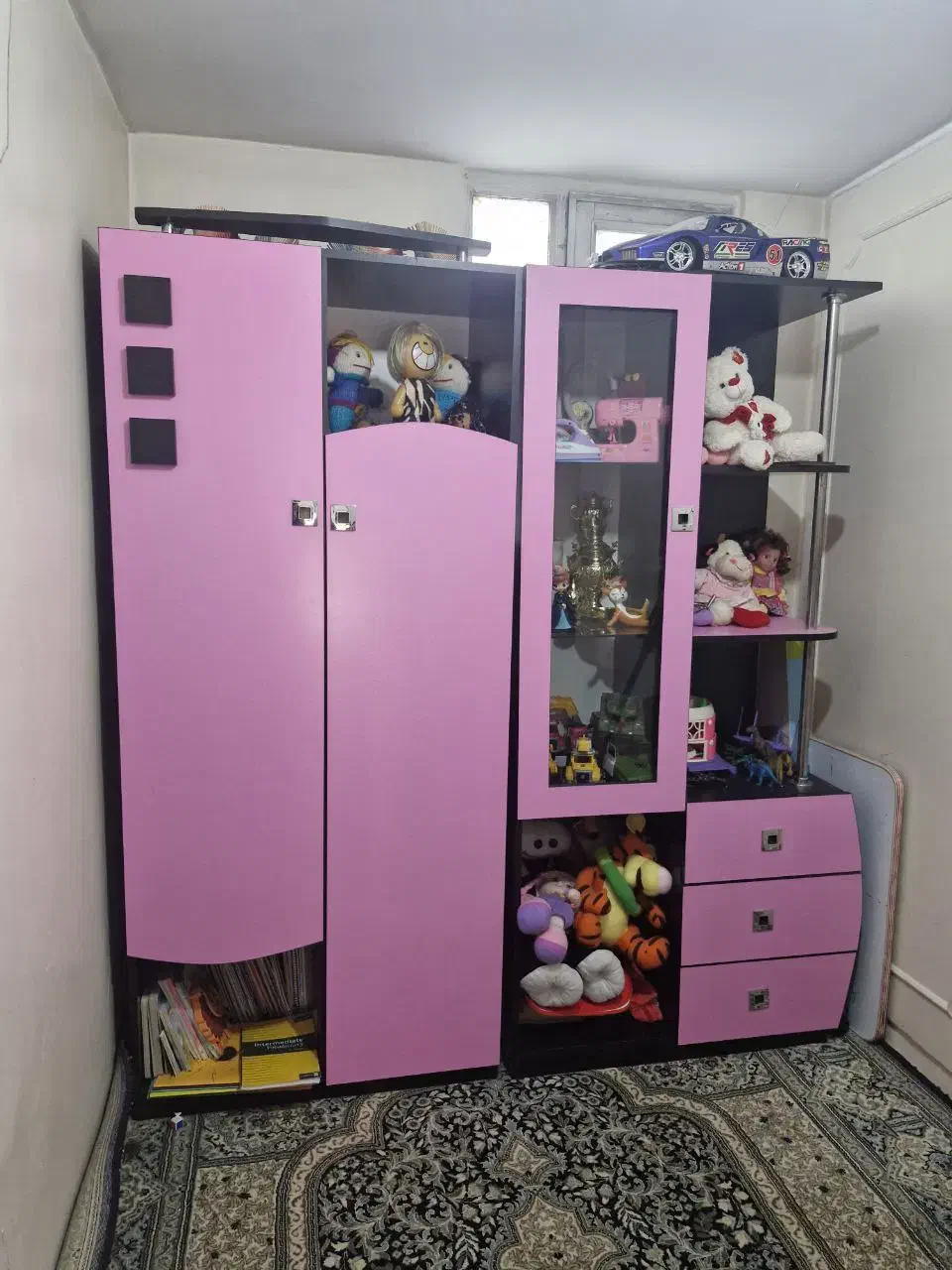 کمد و ویترین کودک در حد نو|اسباب و اثاث بچه|ری, دیلمان|دیوار
