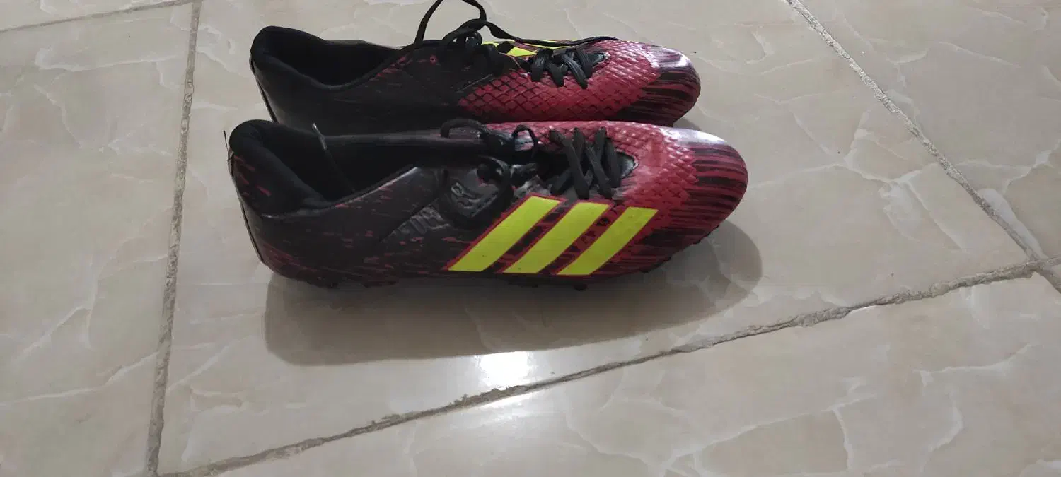 کفش فوتبال|کیف، کفش، کمربند|علی‌آباد کتول, |دیوار