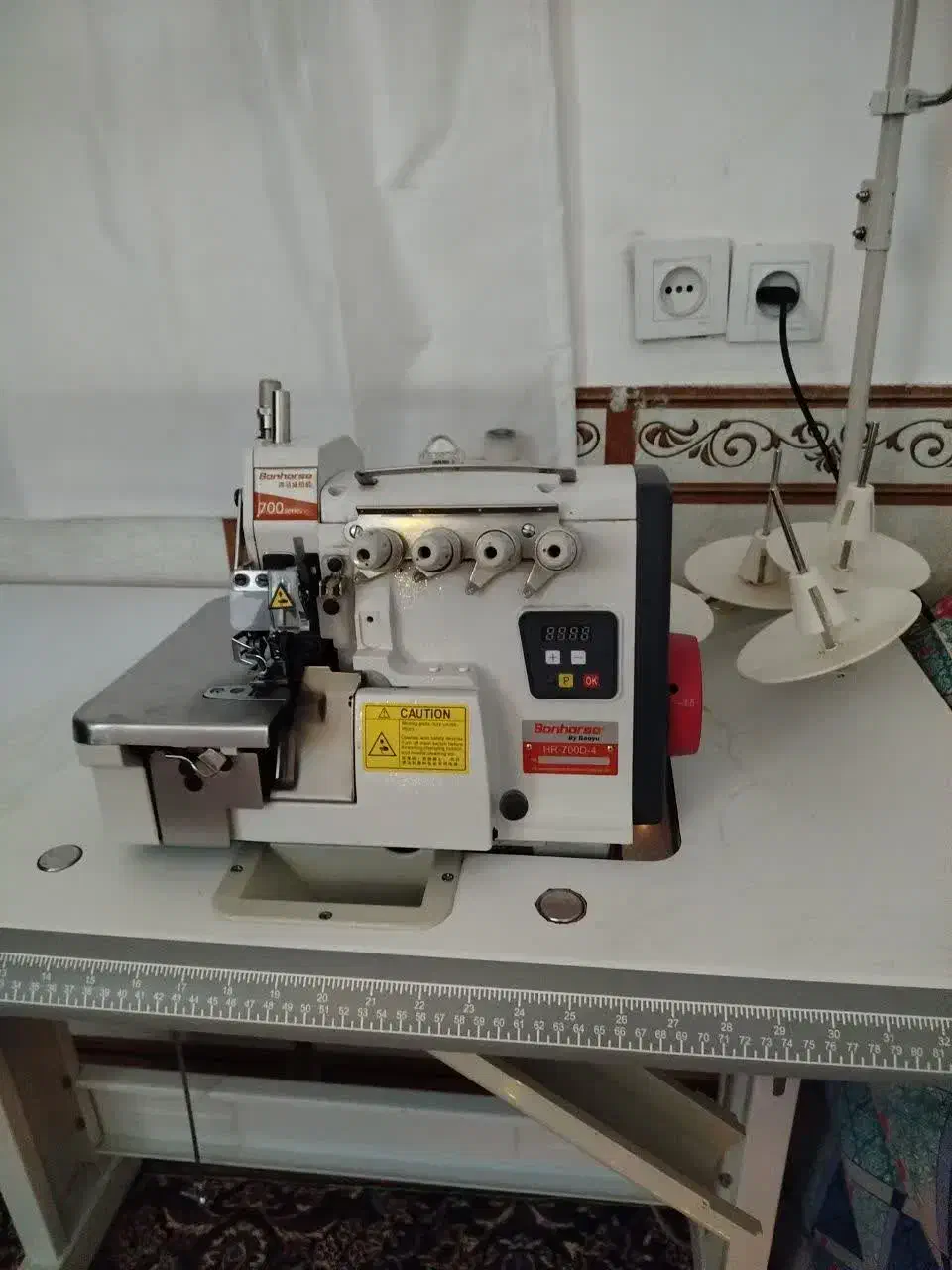 چرخ خیاطی سردوز چهار نخ|چرخ خیاطی و ریسندگی|فامنین, |دیوار