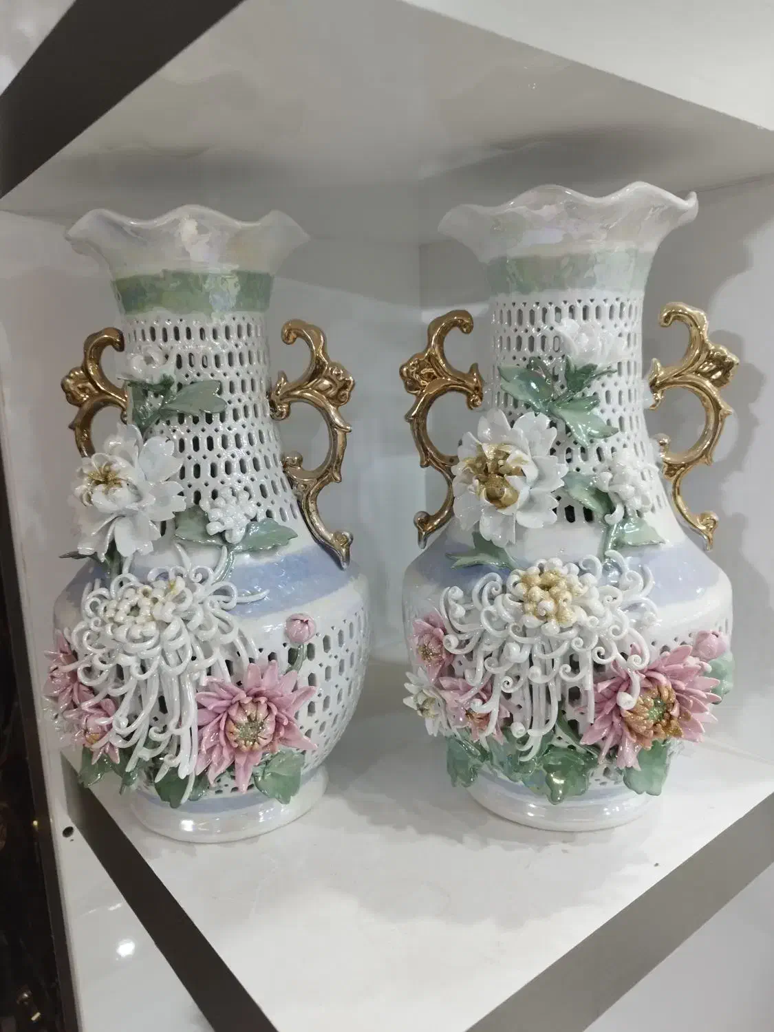 یک جفت گلدان چینی|مجسمه، تندیس، ماکت|اصفهان, کوجان|دیوار