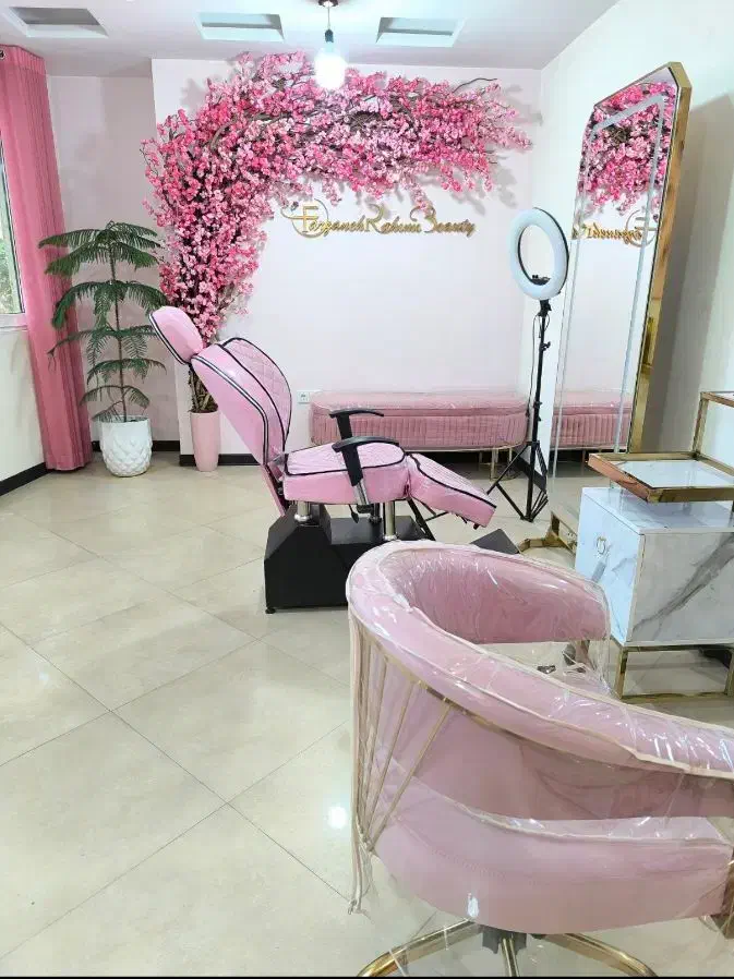 اجاره لاین زیبایی|خدمات آرایشگری و زیبایی|خرم‌آباد, |دیوار