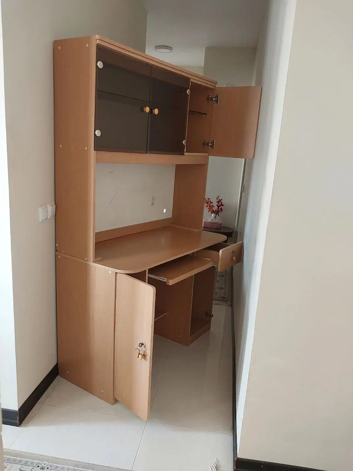 میز کامپیوتر|میز تحریر و کامپیوتر|پردیس, فاز ۳|دیوار