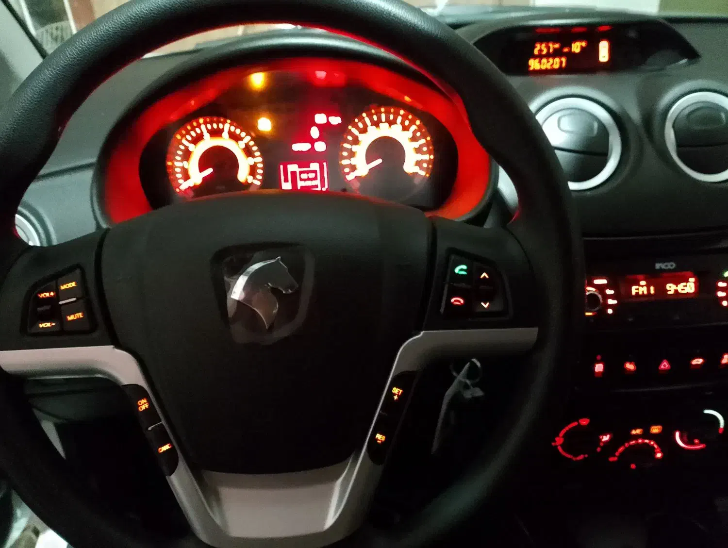 رانا پلاس صفر404|خودرو سواری و وانت|شیراز, آزادی|دیوار