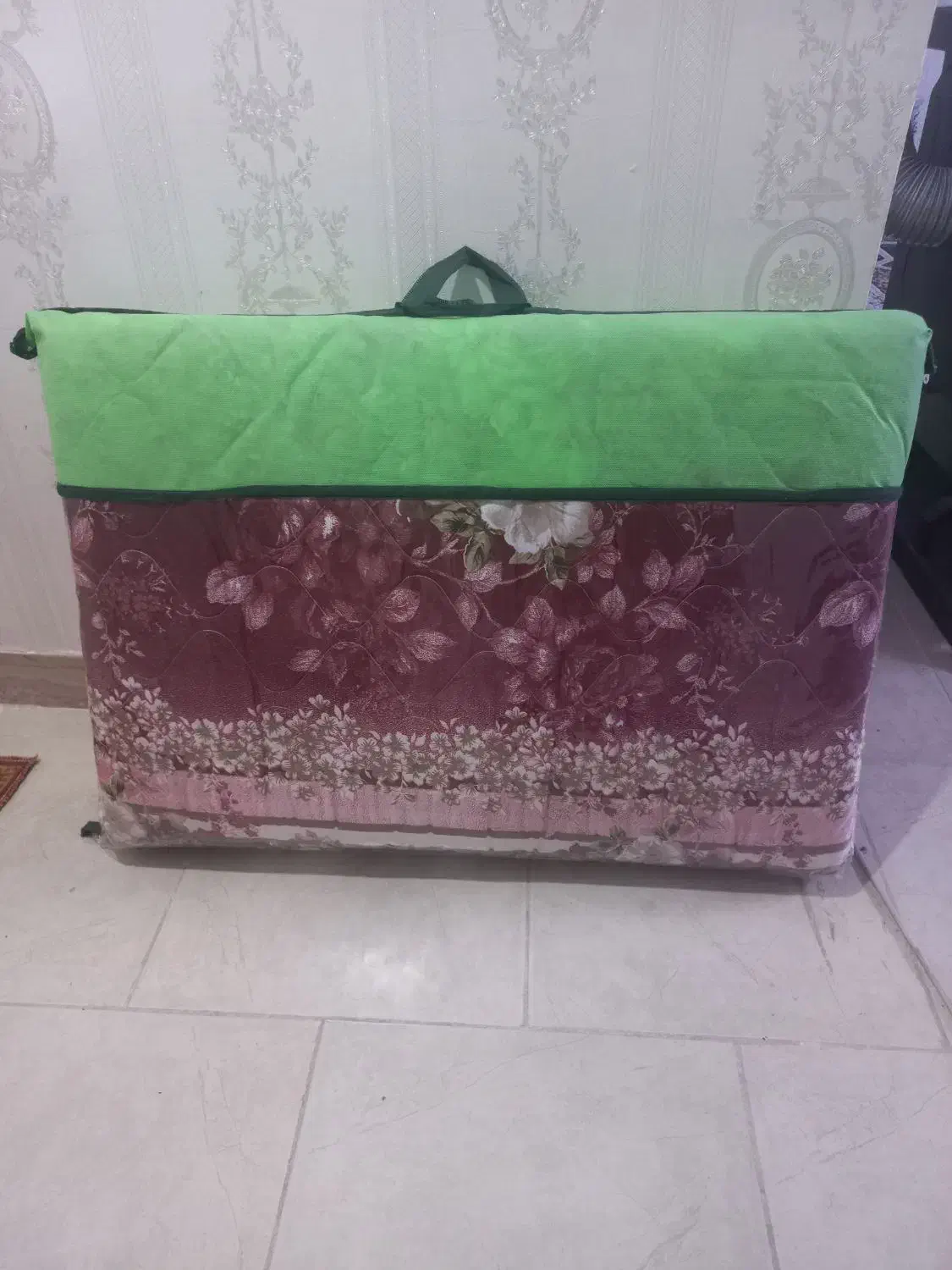 تشک اماده دورو نو 4 عدد موجوده شیک زیبا|تشک تختخواب|سمنان, |دیوار