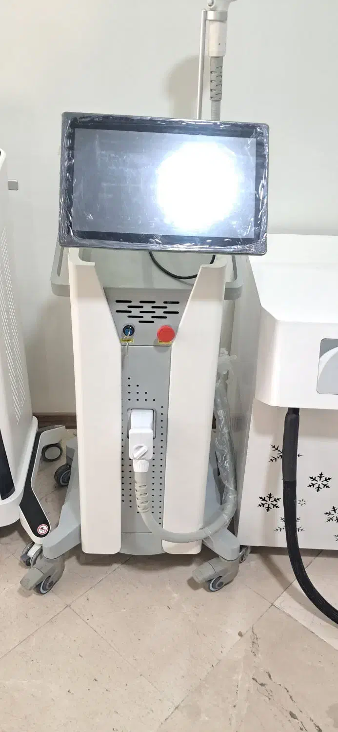 دستگاه لیزر رادو پلاس ۵۰۰ هزار شات کارکرد|آرایشی، بهداشتی، درمانی|اصفهان, درب کوشک|دیوار