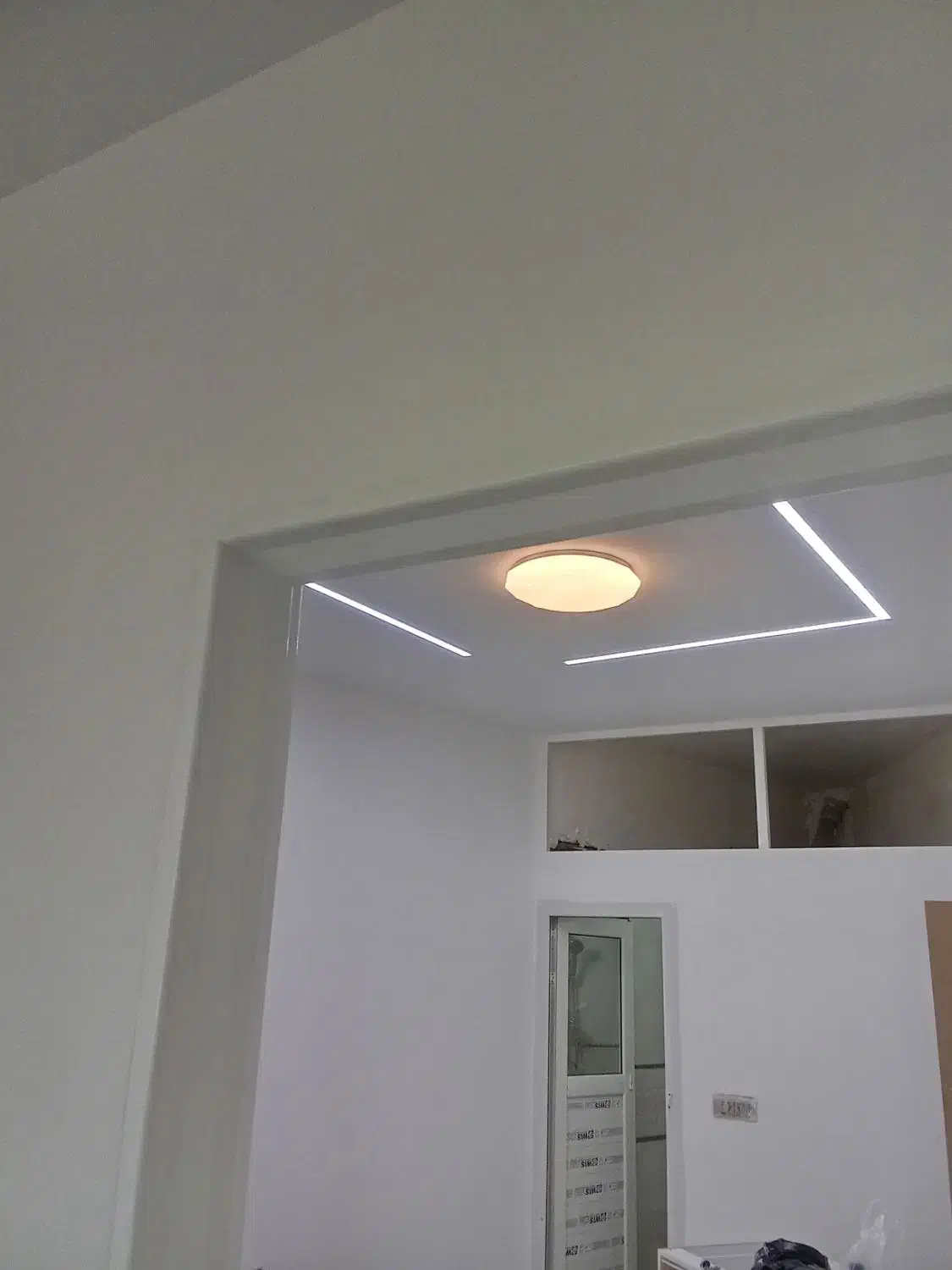 نقاشی ساختمان در و پنجره وغیره....|خدمات پیشه و مهارت|کوهدشت, |دیوار