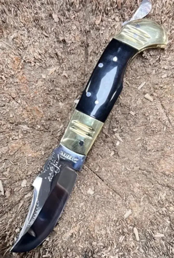 چاقو|کلکسیون اشیاء عتیقه|شیروان (خراسان), |دیوار