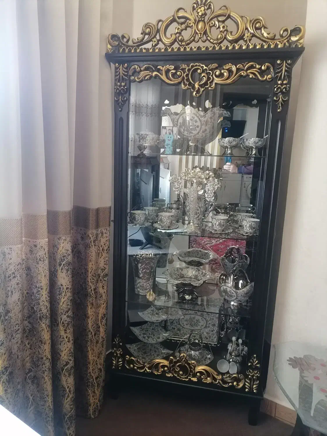 بوفه چوبی در حد نو|بوفه، ویترین، کنسول|تبریز, |دیوار